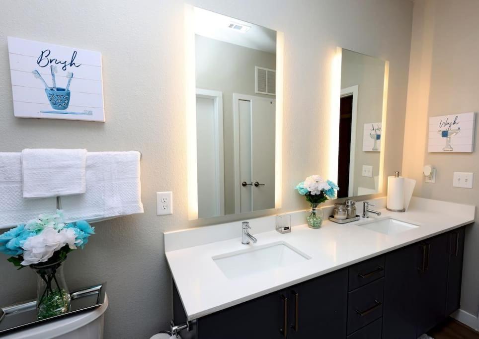 Comfortable Getaway Downtown Htx Houston Exteriör bild